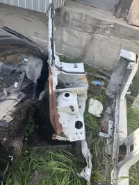 Стойка передней двери правая на Renault Sandero B52 — фото 2
