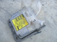 Блок управления AIR BAG на Toyota Aristo S160 — фото 1