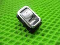 Кнопка стеклоподъемника на Chery Tiggo 8 Pro Max — фото 1