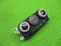 Блок управления климатической установкой на Mazda CX-7 ER — фото 2