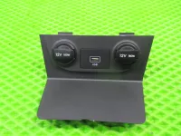 USB зарядное устройство на Hyundai Creta GS — фото 3