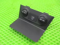 USB зарядное устройство на Hyundai Creta GS — фото 2