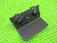 USB зарядное устройство Hyundai Creta (2015-2020) — фото 1