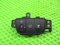 Блок кнопок на Hyundai Tucson NX4 — фото 3