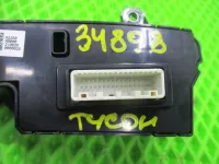 Блок кнопок на Hyundai Tucson NX4 — фото 9