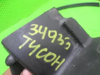 Уплотнитель капота на Hyundai Tucson NX4 — фото 2