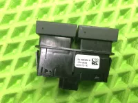 Кнопка обогрева сидений на Renault Duster HM — фото 6
