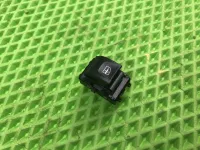 Кнопка стеклоподъемника на Renault Duster HM — фото 4