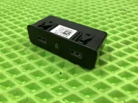 Адаптер USB сетевой на Geely Monjaro KX11 — фото 2
