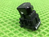 Кнопка фиксатора стояночного тормоза на Geely Monjaro KX11 — фото 4
