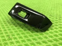 Накладка ручки стеклоподъемника задний левый на Geely Monjaro KX11 — фото 3