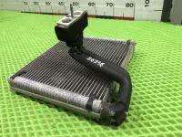 Радиатор кондиционера на Geely Monjaro KX11 — фото 4