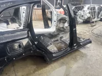 Порог со стойкой правый на Geely Monjaro KX11 — фото 3