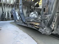 Порог со стойкой правый на Geely Monjaro KX11 — фото 3
