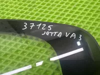Стекло двери задней левой форточка на Jetta VA3 — фото 9