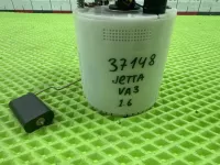 Насос топливный электрический на Jetta VA3 — фото 9