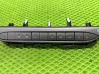 Блок управления климатической установкой на Chery Tiggo 7L — фото 1
