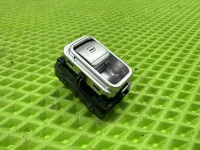 Кнопка стеклоподъемника на Chery Tiggo 7L — фото 4
