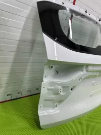 Дверь багажника со стеклом на Haval M6 — фото 3