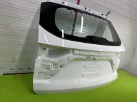 Дверь багажника со стеклом на Haval M6 — фото 2