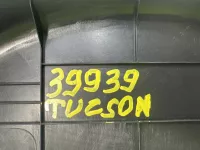 Обшивка двери багажника на Hyundai Tucson NX4 — фото 13