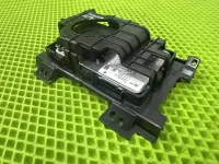 Блок беспроводной зарядки на Hyundai Tucson NX4 — фото 6
