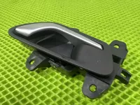 Ручка двери передней внутренняя левая на Hyundai Tucson NX4 — фото 4