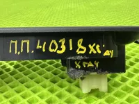 Кнопка стеклоподъемника на Lada Xray — фото 14