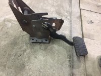 Педаль тормоза на Chevrolet Captiva — фото 1