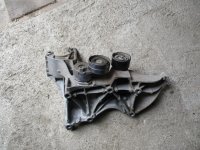 Кронштейн генератора на Renault Duster — фото 2