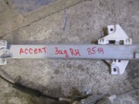 Стеклоподъемник механический задний правый на Hyundai Accent LC — фото 3