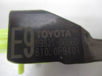 Датчик AIR BAG на Toyota Camry XV50 — фото 3