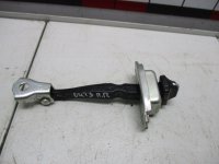 Ограничитель двери на Mitsubishi Outlander GF0W — фото 3