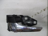 Ручка двери задней внутренняя левая на Toyota Camry XV50 — фото 1