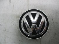 Колпачок ступицы на Volkswagen Polo Mk5 — фото 1