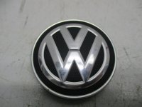 Колпачок ступицы на Volkswagen Polo Mk5 — фото 2