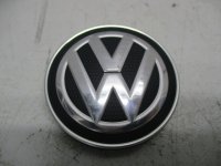 Колпачок ступицы на Volkswagen Polo Mk5 — фото 1