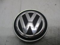Колпачок ступицы на Volkswagen Polo Mk5 — фото 2