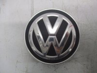 Колпачок ступицы на Volkswagen Polo Mk5 — фото 1
