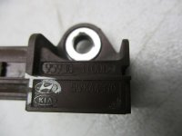 Датчик AIR BAG на Kia Quoris — фото 2