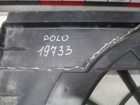 Диффузор вентилятора на Volkswagen Polo Mk5 — фото 7