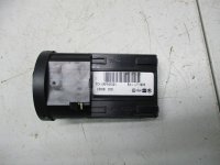 Переключатель света фар на Volkswagen Polo Mk5 — фото 4