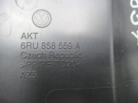 Кожух рулевой колонки нижний на Volkswagen Polo Mk5 — фото 9