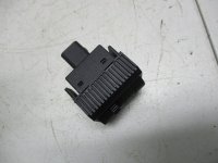 Кнопка корректора фар на Volkswagen Polo Mk5 — фото 4