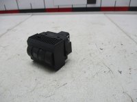 Кнопка корректора фар на Volkswagen Polo Mk5 — фото 8