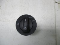 Переключатель света фар на Volkswagen Polo Mk6 — фото 2