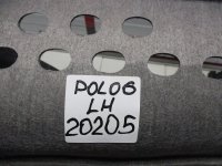 Обшивка багажника на Volkswagen Polo Mk6 — фото 10