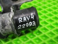 Тройник системы охлаждения на Toyota RAV4 XA40 — фото 5