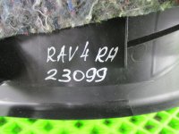 Накладка порога передняя правая на Toyota RAV4 XA40 — фото 7