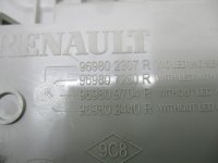 Плафон салонный на Renault Arkana — фото 16